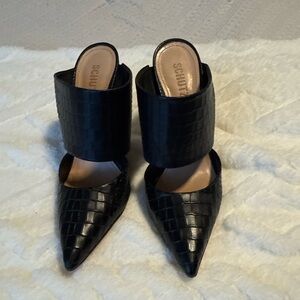 Schutz Black Croc-Embossed Pointed Toe Mules – Size 9B